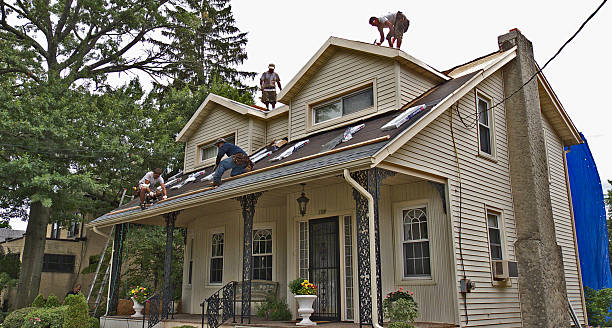 Best Local Roofing Companies  in Lyons, KS